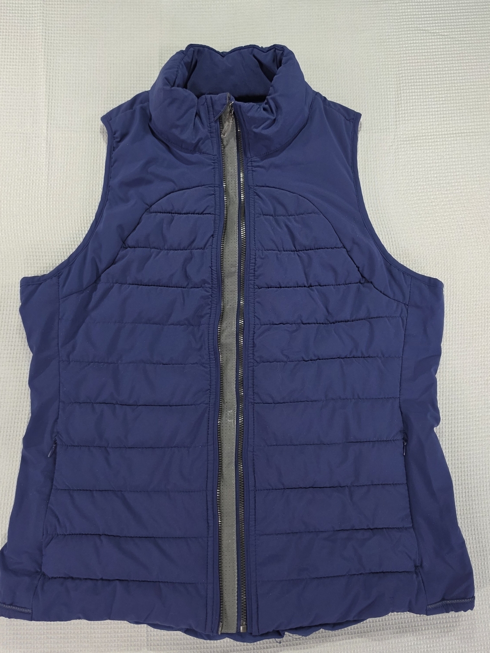 tangerine Women's Quilted Puffer Vest in Blue Size Large